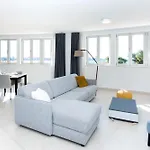 The Garden Palace Umag By Locap Group