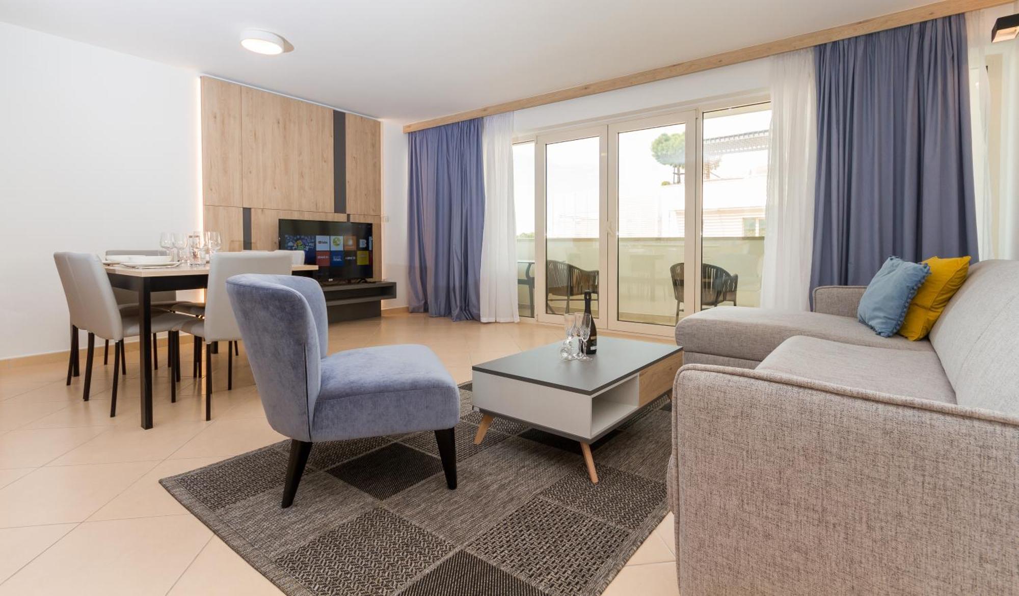 Apartment The Garden Palace By Locap Group
